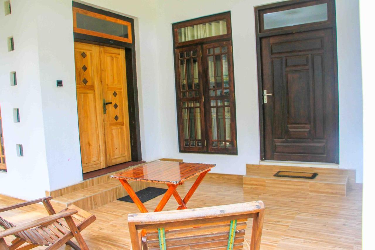 Miracle Home Stay Dambulla Exterior photo